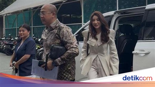 Cara Sarwendah Jaga Psikologis Putrinya dari Fitnah