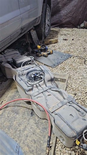15 GMC Acadia In-Tank Fuel Pump replacement & purge valve. #gmc #Acadia #kentucky #garage #diy
