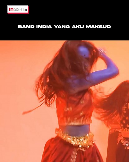 Wah kalo masih ngiranya lagu India cuma yang joget-joget, berarti harus ngulik genre lain dari negara ini nih. Salah satunya Bloodywood @bloodywood, grup musik heavy metal India yang berbasis di New Delhi. Karir mereka dimulai dengan memparodikan lagu-lagu pop India ke versi metal, makin kesini mereka semakin dikenal sampai kolaborasi bareng Baby Metal untuk lagu Kon! Kon! #indianmetal #heavymetal #musikinbali #madeinbali #insightid #itsinyou | Insightid