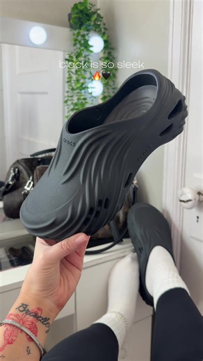 Discover the Comfort of Crocs Echo Wave