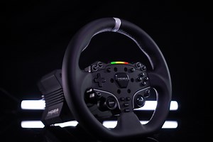 The Moza Racing R5 bundle has it all! R5 DD Base: ✅ 5.5 NM DD Power ✅ Aviation-grade Aluminum Base Housing ✅ Customized QR System ✅ Intelligent Temperature Control ✅ 15-bit Resolution (32768 PPR) ✅ Ultra-low Torque Ripple ✅ USB Refresh Rate: 1000 Hz ✅ Optional 40mm to 66mm (4-hole) Adapter Plate ES Wheel: ✅ Microfiber Leather Grips ✅ Aluminum Alloy Rim ✅ RGB Sequential Shift Light Indicator ✅ 22 Programmable Buttons ✅ Optional 280mm Formula Wheel Mod SR-P Lite Pedals: ✅ High-strength Steel ✅ Hig