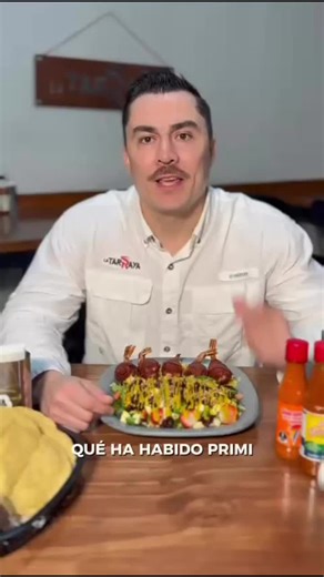 La tarraya on Instagram: "¡Prepárate para un primi antojo irresistible! 😍🦐 Nuestros camarones momia llegan crujientitos y llenos de sabor, acompañados de su ensalada dulce que enamora y un arrocito de la casa que completa la experiencia cómo debe ser. 📲 81 2704 3290 🚗 Domicilio, Pick&Go, UberEats y DidiFood #LaTarrayaNoFalla"