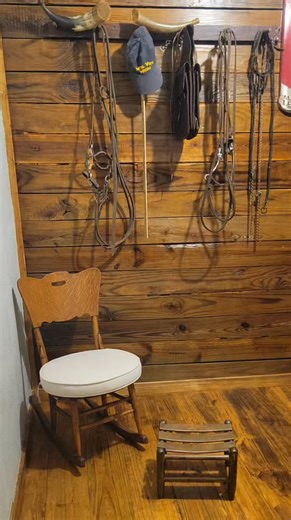 Whether inside or outside, we promise a unique place to relax. | Magnolia Stables Bed & Breakfast Hattiesburg, MS