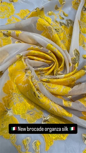 Imiglioritessutiitaliani on Instagram‎: "🇮🇹 New brocade organza silk 🇮🇹 🇮🇹 DIGITAL PRINT ON ALL KIND OF TEXTILE STAMPA IN DIGITALE SU TUTTI I TIPI DI TESSUTI 🇮🇹 👉ALL OUR PRODUCTION... 👉ALL OUR DESIGNS... 👉ALL OUR TEXTILE !!! - - - Per qualsiasi informazione potete contattarci su whatsapp al +393922566341 David +393751259525 Anna - - - #SilkFabric #PureSilk #LuxurySilk #SilkTextiles #SilkLovers SilkMaterial ElegantSilk SilkDubai SilkUAE DubaiFabrics LuxuryDubai UAEfashion DubaiStyle Ab