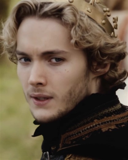 they compliment each other so well #reign | reign edit