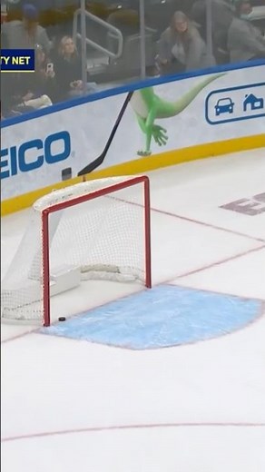 throwing it back to Gus Bus’ GOALIE GOAL