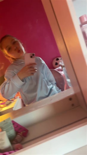 Ellie loves cola 🥤 (@elliemack8)’s videos with Slicked Back - Zach Bryan