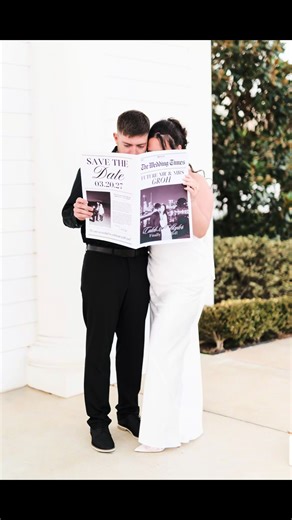 Love a good movement vs photo 📸 #editorialphotography #weddinginspo #engagementphotos #photographer