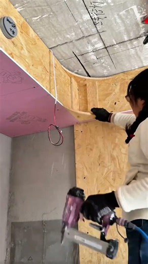 Install thermal insulation and ventilation supports on the ceiling and wooden boards neatly #shorts