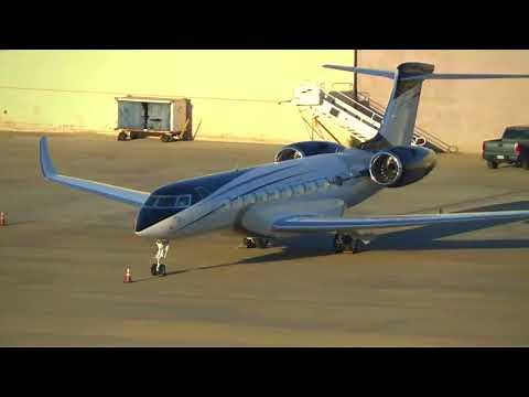 Jeff Bezos NEW $80 Million Private Jet Gulfstream G700