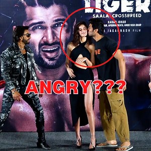 2.4M views · 40K reactions | LIGER: Ranveer gets upset with Ananya Panday & Vijay Deverakonda? Leaves stage? Ranveer Singh was the chief guest of honour at the Liger Trailer Launch in Mumbai. Watch the full video to know what happened next. | PinkVilla | Facebook