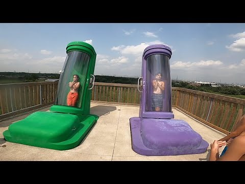 Wet n Wild waterpark in Toronto