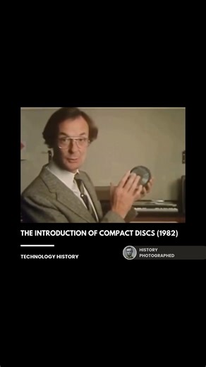 The Compact Disc (CD) was launched commercially in 1982 by Philips and Sony, introducing the first mass-market digital audio format. Heralded by science outlets like ABC Science as a revolutionary step forward, the format promised superior, noise-free sound quality that rapidly overtook analog vinyl records and cassette tapes. Credit: ABC Science | History In Pictures