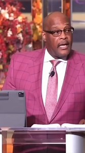 357K views · 10K reactions | PASTOR MARVIN WINANS #gospel #church #worship | The Gospel Block | Facebook