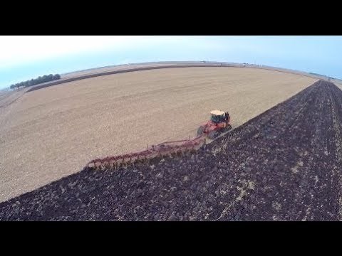 Versatile 550 Delta Track tractor pulling a Salford 14 bottom plow