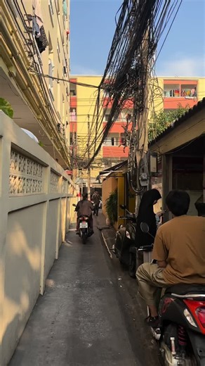 วิดีโอของ kons_03 (@kons_saa) พร้อมเพลง เสียงต้นฉบับ - Hati_Gonyae