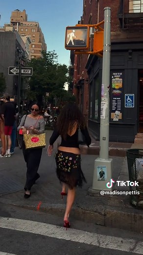 Madison Pettis (@madisonpettis)’s video of madisonpettis