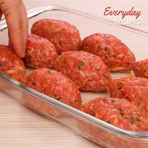 350K views · 1.7K reactions | Mix vegetables with the meat and cook it that way next time! Everyone loves it. | Everyday Recipes | Facebook