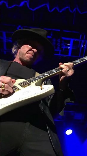 Kenny Wayne Shepherd “Ease My Mind” guitar solo