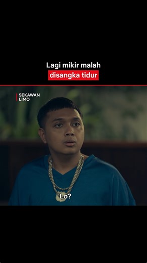 4.7M views · 91K reactions | Ketemu dukun bukannya dapet jawaban malah makin kebingungan  Tonton Sekawan Limo di sini: https://www.netflix.com/id-en/title/81785987 | Netflix | Facebook