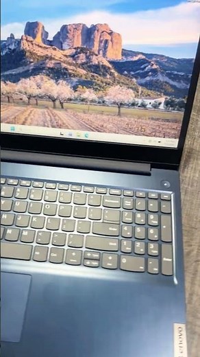 Lenovo IdeaPad 3 i5 10th Gen Review | 16GB RAM Powerful Laptop for Work & Study