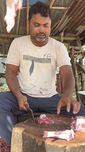 দীপঙ্কর দাদা দেশি খাসির মাংস খুব সুন্দর করে পিস করে দিলো #muttonlover #muttoncutting #mutton #mutton | Peace and Pearl