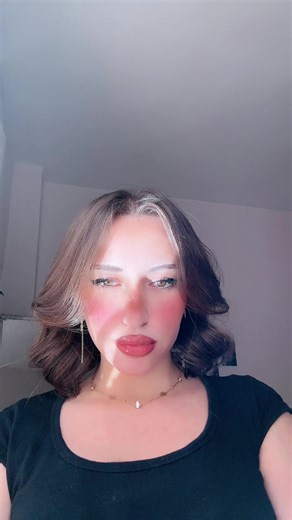 فيديوهات أنشأها AYA (@ayahelshamyy) باستخدام original sound - ESS