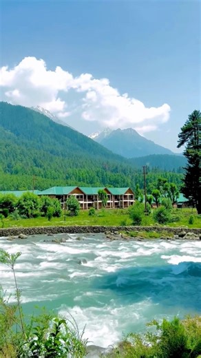 Pahalgam Kashmir 💜 #Pahalgam #Kashmir #HeavenOnEarth #TravelReels #NatureLovers #mountainviews