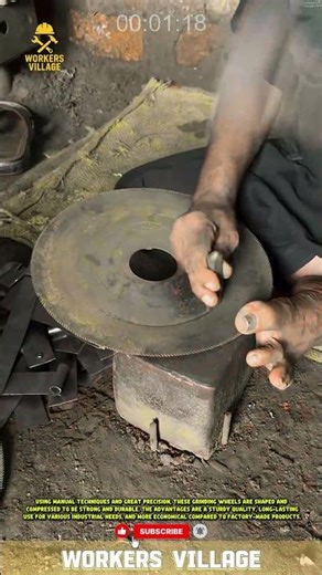 ⚙️ 🛠️ Manual Sharpening of Grinding Blades #workersvillage #machine #craftsmanship #innovation