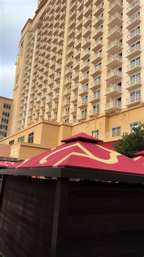 GOLDEN NUGGET ✨ #resort #casino #pool #relaxing