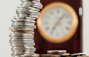 Disruptive marketing examples in financial services