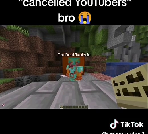 Exploring Minecraft Swag with Squiddo