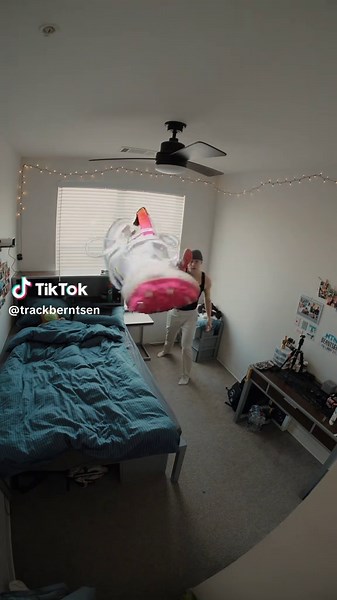 What objects should I use next?🙏🏼 #trackandfield #athletics #videoediting #editing #davinciresolve #sport #fyp