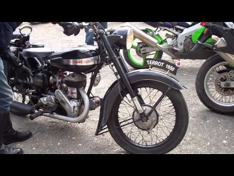 cold start 1950 Terrot 350 HCTL , Warcq , Puces Moto 2015