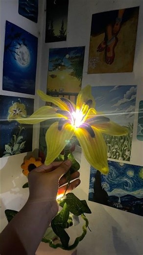 DIY Rapunzel’s Sundrop Flower 🌼✨ | Fuzzy Wire Flower #disney #fuzzywireflowers #tangled #rapunzel