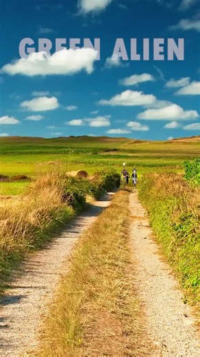 Green Alien (@greenalienyt) adlı kullanıcının orijinal ses - Green Alien ile oluşturduğu videoları