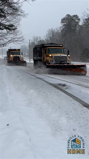 Snow continues to fall Saturday Afternoon across the River City, and Public Works crews are actively plowing all main roads. Please avoid travel unless it is absolutely necessary. If you must travel, give snowplows plenty of room to operate so crews can work safely and efficiently. | River City TV
