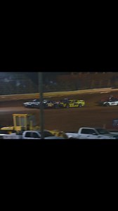 Here was the start of the vintage race from Travelers Rest Speedway last night. #OldSchool #dirttrackracing #racing | Dirt N' Speed Media