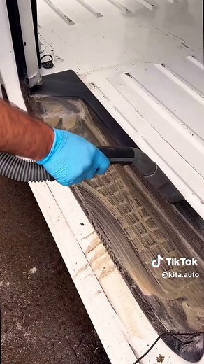 Transform Your Car: Ultimate Cleaning ASMR Experience