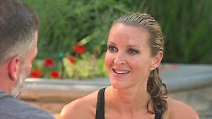 Watch Botched Season 6 Episode 12 - Bunny Boobs & Pooch Patrol