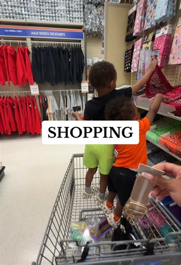 It was SO HOT omg this Texas heat will take me out 😂😂😂