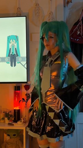 33K views · 1.3K reactions | Cosplay Miku Hatsune #mikuhatsune #cosplay | Shadsi18 | Facebook