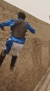 Learning to run on a wall