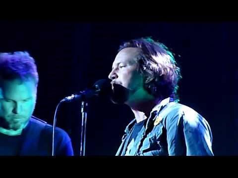Pearl Jam with Chris Cornell - Hunger Strike