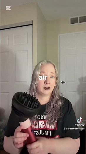 Dyson Airwrap wave+curl diffuser vs. original