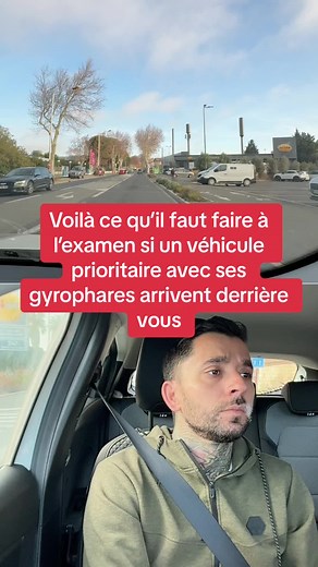 Laissez passer ce genre de vehicules #permis #permisdeconduire #autoecole #moniteurautoecole #permisb #codedelaroute #astucepermis