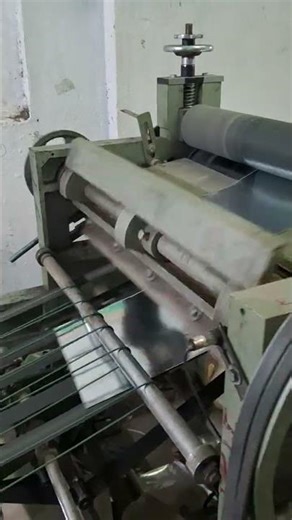 "Transforming Paper Rolls into Perfect Sheets: Inside the Magic of a Sheet Cutter Machine!"#machine