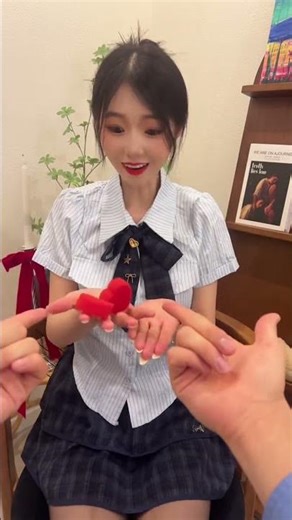 The mystery behind simple magic tricks that deceive the viewer's eye #10