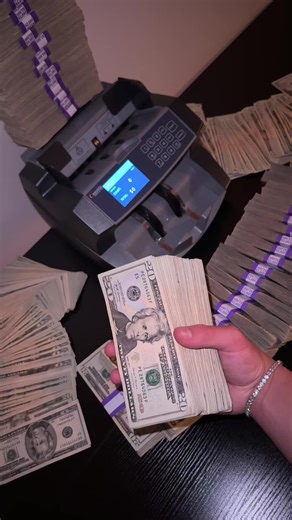 #rich #money #clean | money clip