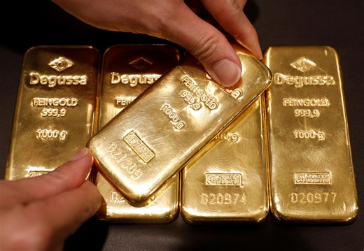 Best gold ETFs and how to invest in mining companies